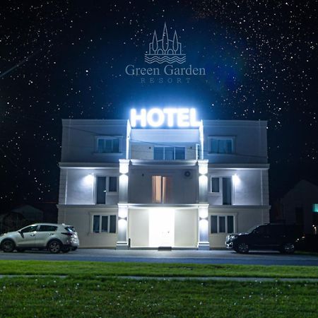 Green Garden Resort Cicirlau Exteriör bild