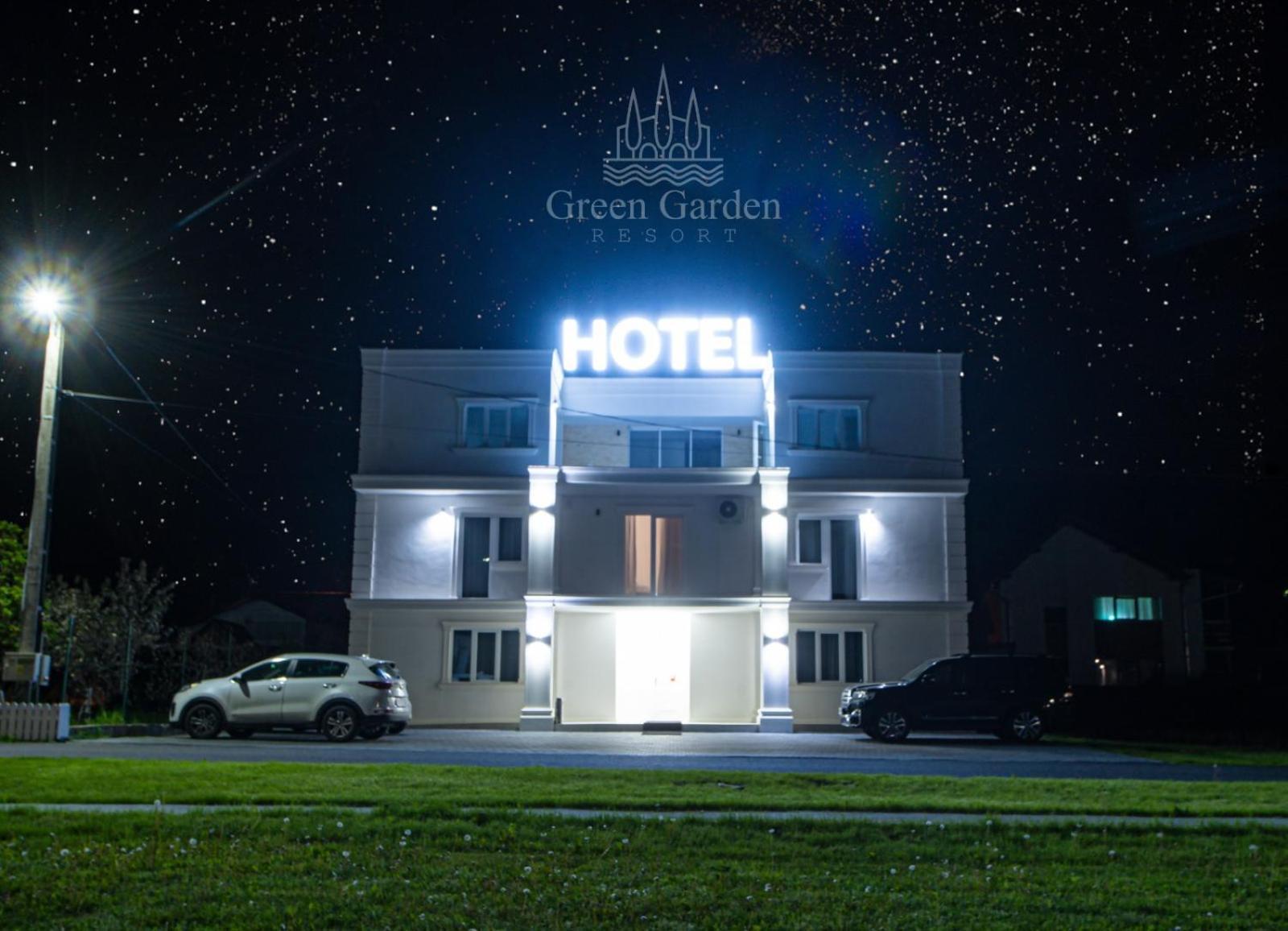 Green Garden Resort Cicirlau Exteriör bild